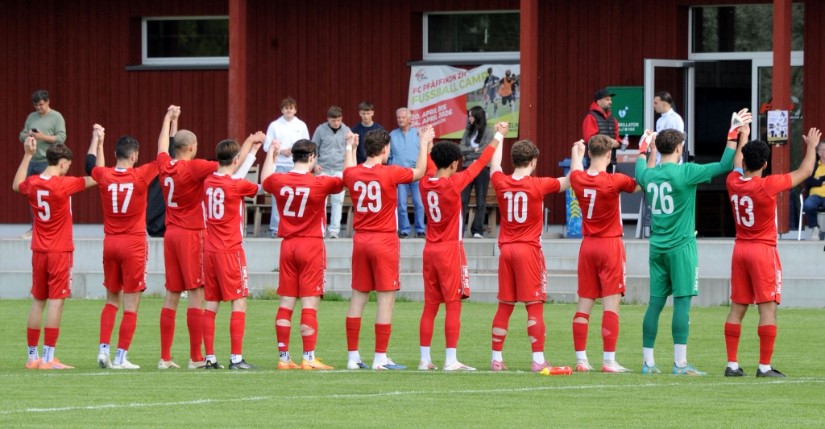 FCP 1 - Heimsieg & Leaderposition